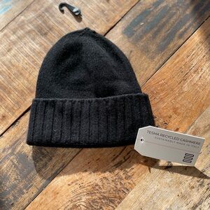 New Tesma Cashmere Beanie